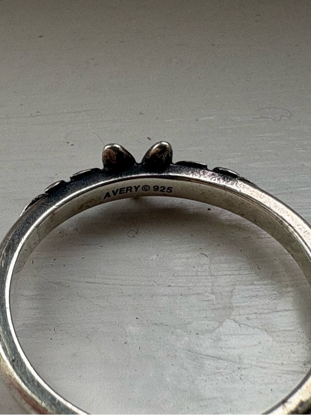 James Avery Sterling Silver Heart & Leaf Ring - Silver - Picture 3 of 3